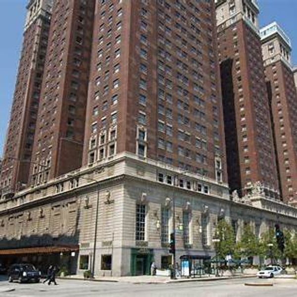 Hotels Near Soldier Field